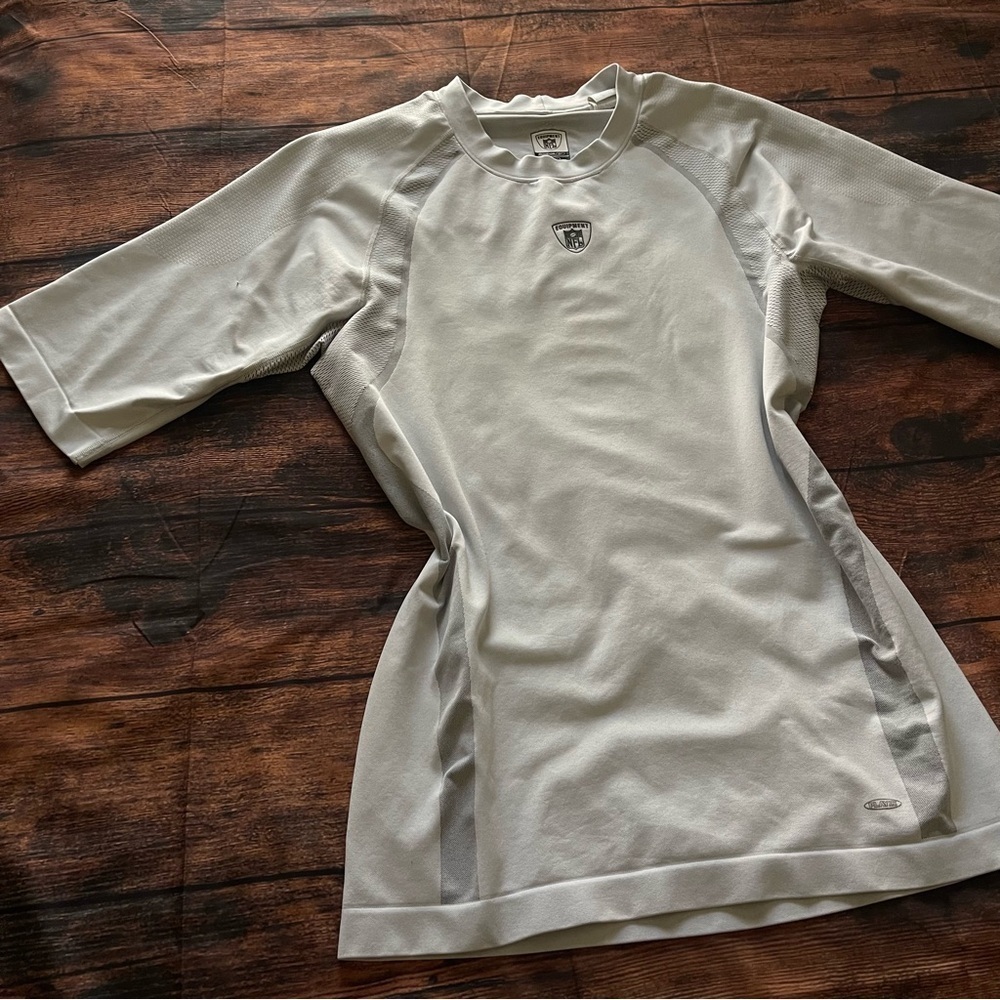 NFL X Reebok Seamless Performance Shirt - Picture 2 of 8